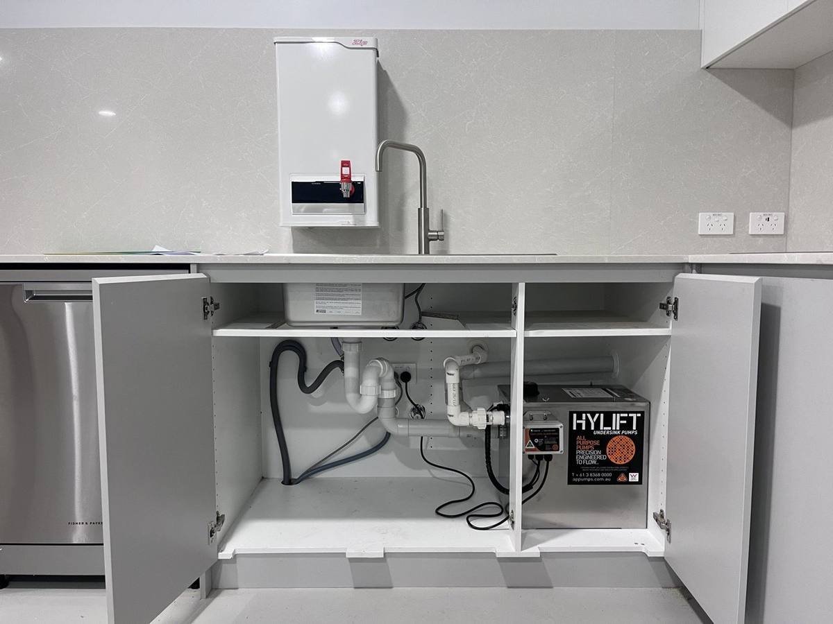 Commercial Sewer Pump-Out System — Kitchenette
